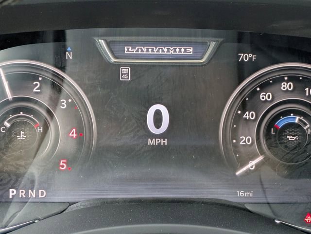 New 2026 RAM 3500 Laramie AWD/4WD image 19