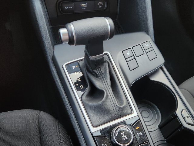 Used 2025 Kia Sportage LX AWD/4WD image 19