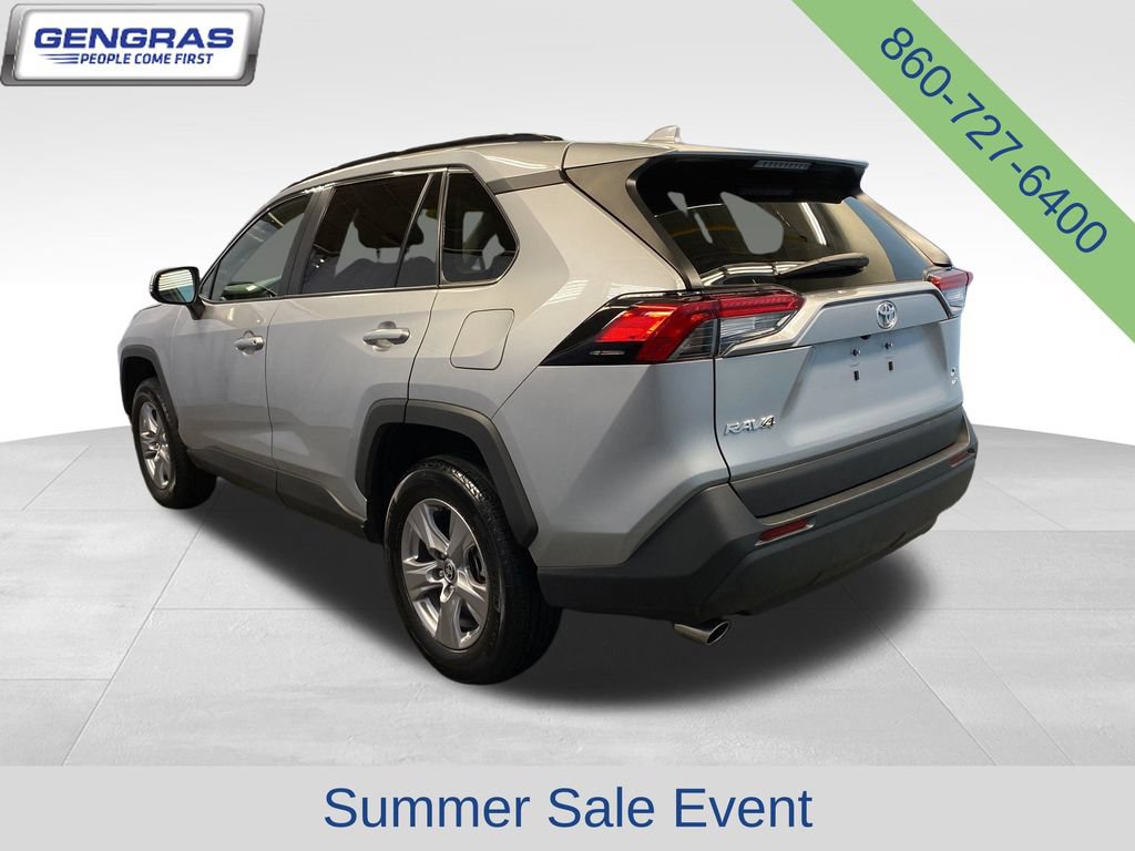 Used 2025 Toyota RAV4 XLE AWD/4WD image 5