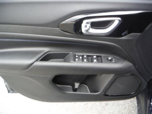 New 2026 Jeep Compass Latitude AWD/4WD image 12