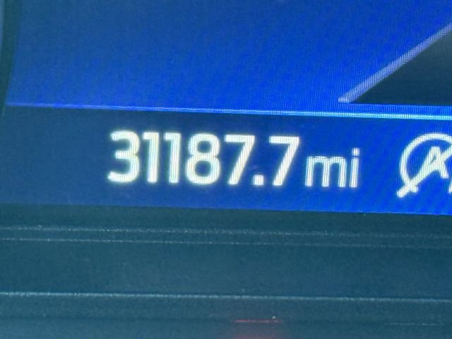 Used 2023 Ford Explorer XLT w/ Equipment Group 202A image 15