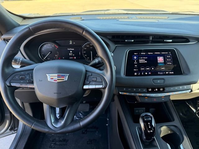 Used 2023 Cadillac XT4 Premium Luxury image 12