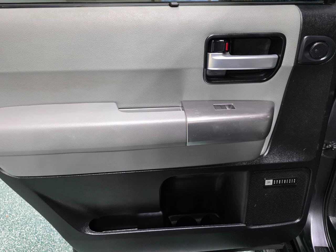 Used 2018 Toyota Sequoia Limited w/ Safety & Convenience Package AWD/4WD image 22