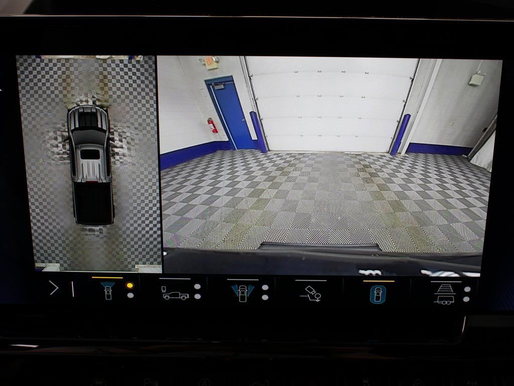 Used 2023 Chevrolet Silverado 1500 ZR2 image 15