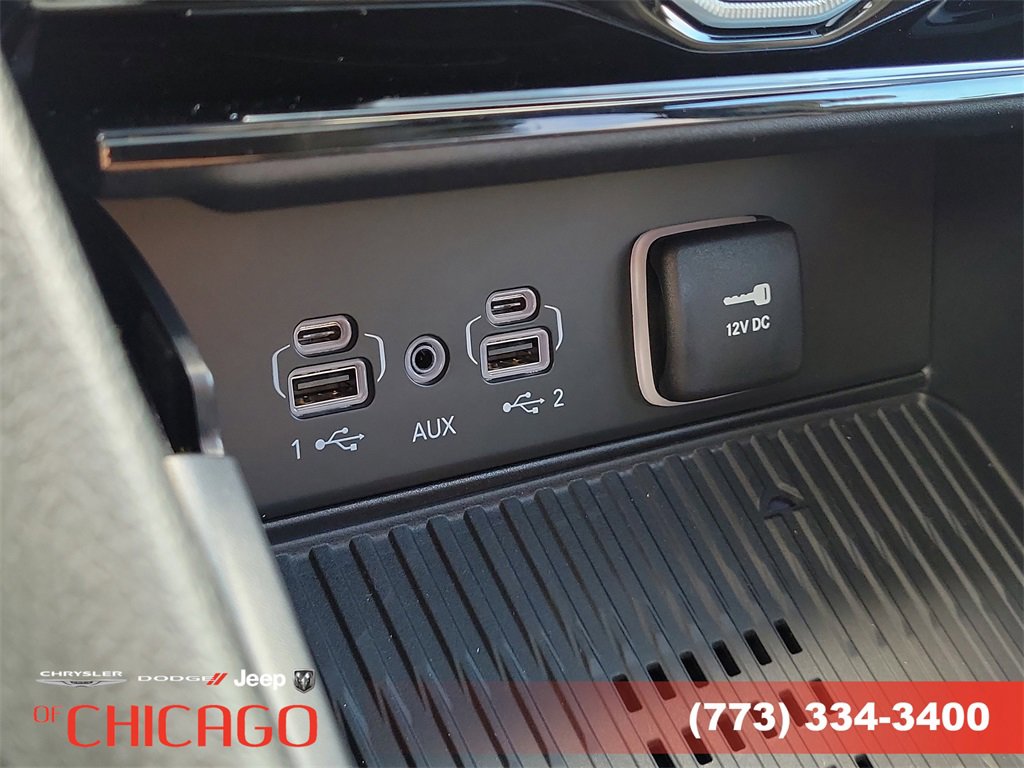 New 2026 Jeep Grand Cherokee Altitude image 37