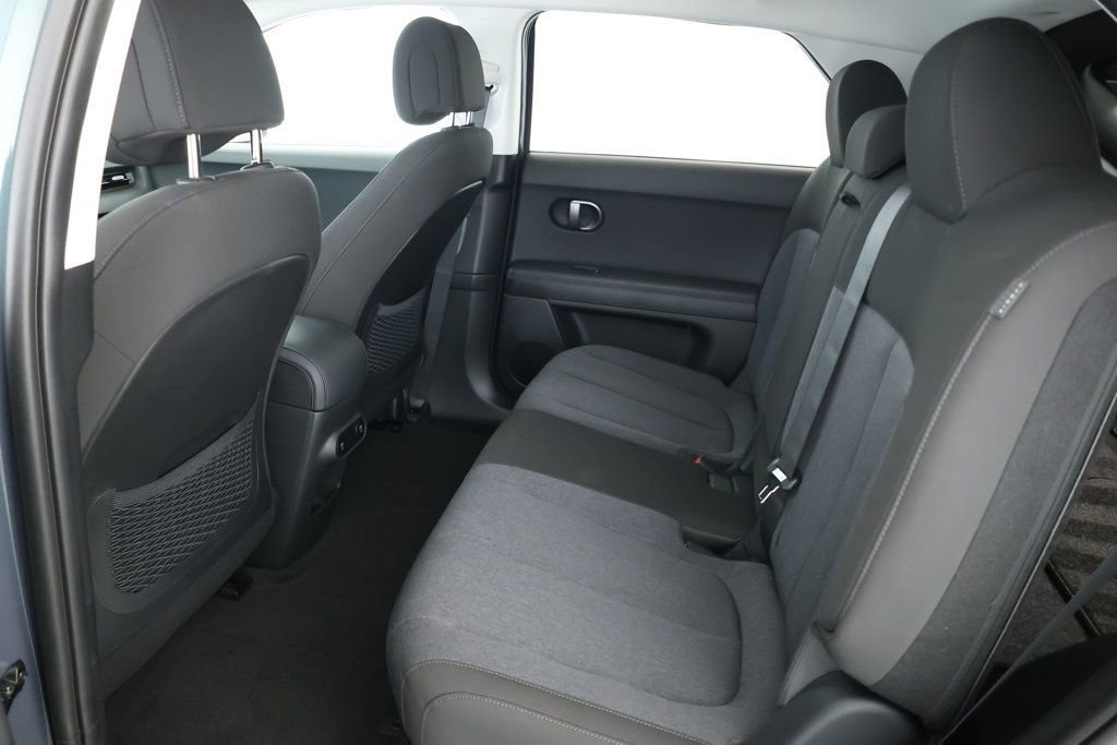 Used 2025 Hyundai Ioniq 5 SE image 18