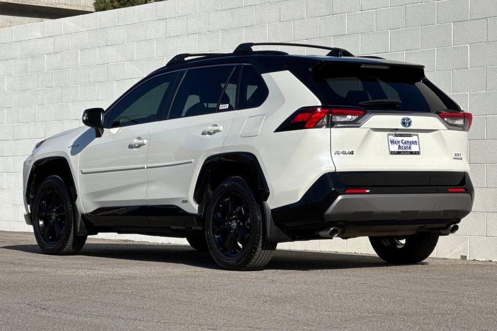 Used 2020 Toyota RAV4 XSE w/ XSE Grade Weather Package AWD/4WD image 3
