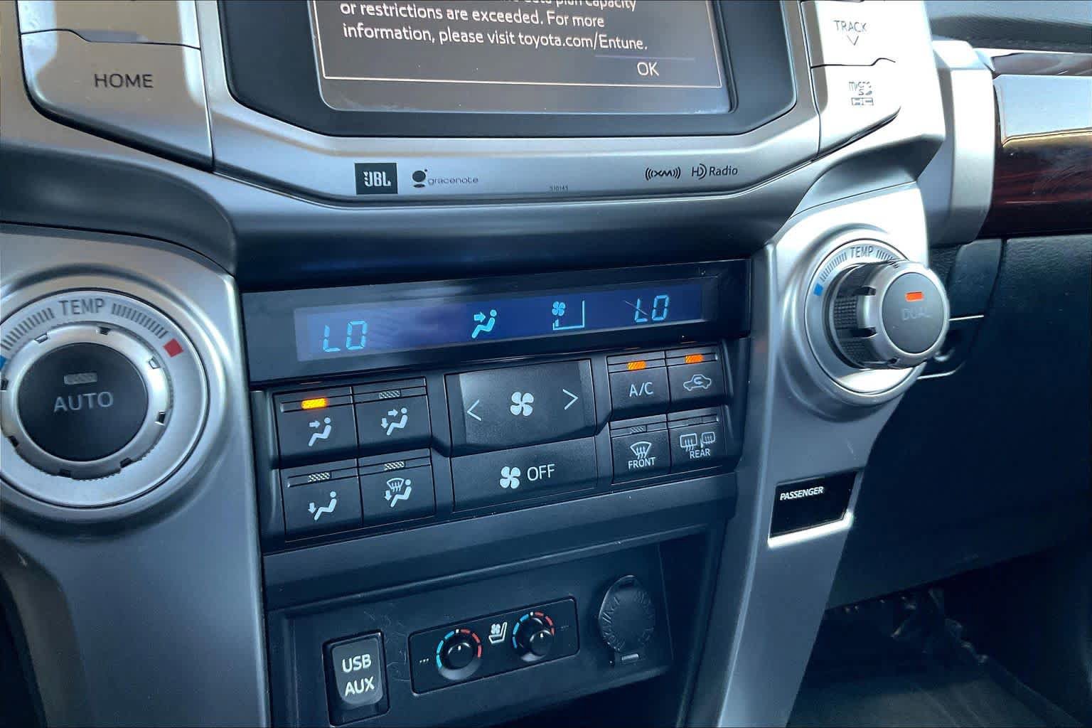Used 2018 Toyota 4Runner Limited AWD/4WD image 35