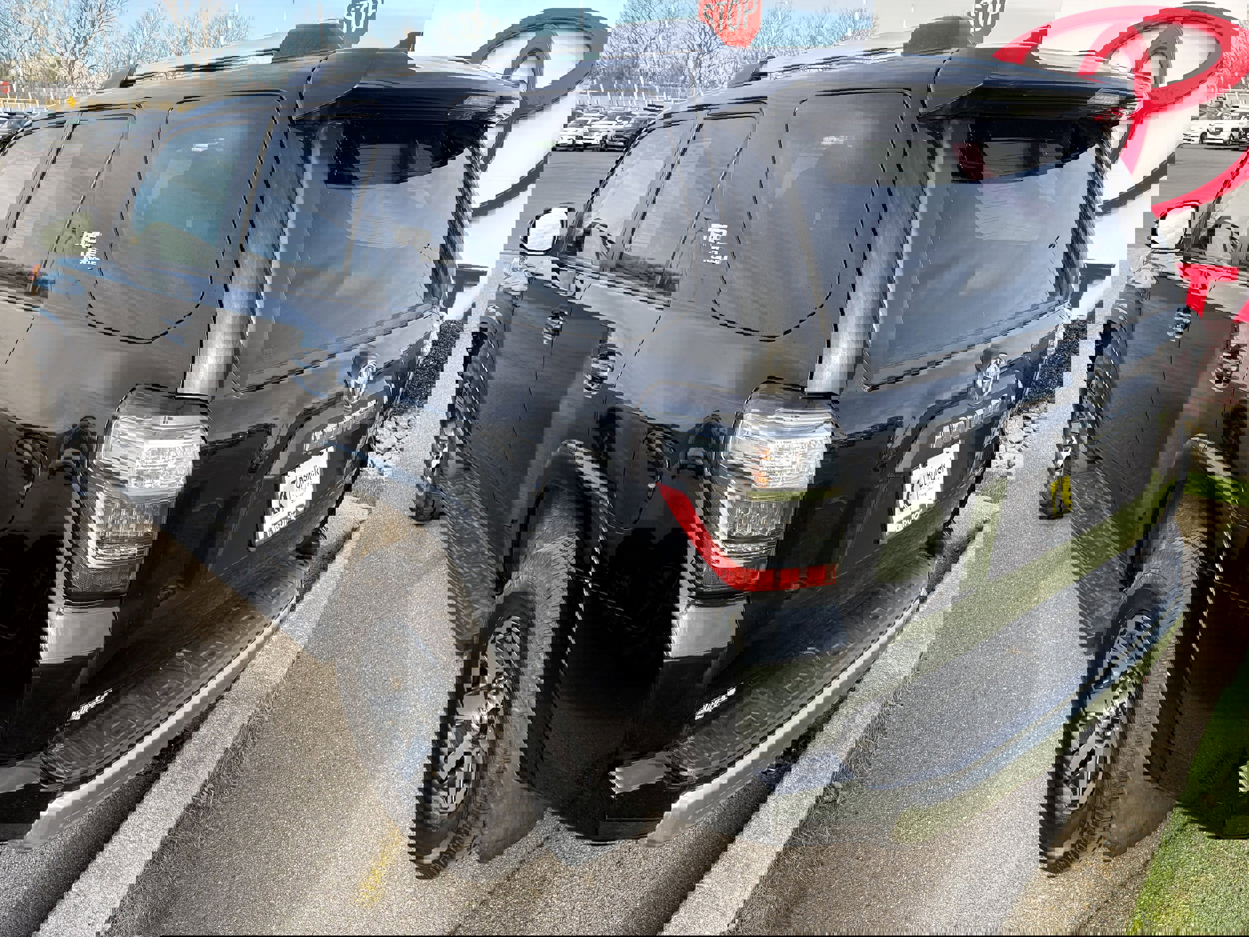 Used 2017 Toyota 4Runner TRD Off-Road Premium AWD/4WD image 6