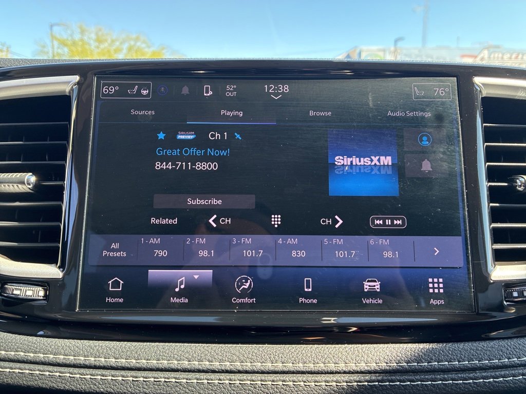 Used 2022 Chrysler Pacifica Touring-L image 20