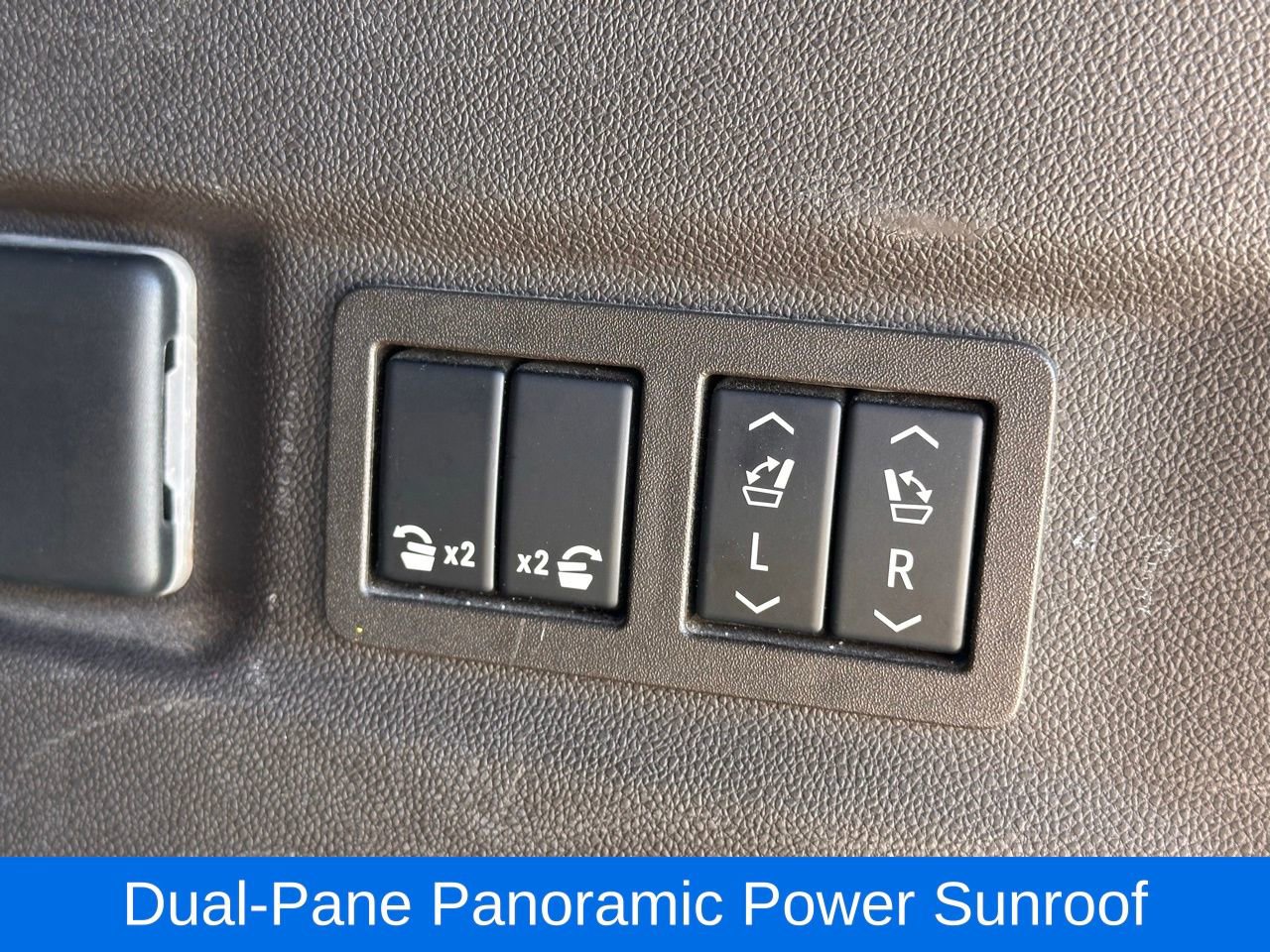 Used 2021 GMC Yukon XL Denali w/ Denali Ultimate Package image 13