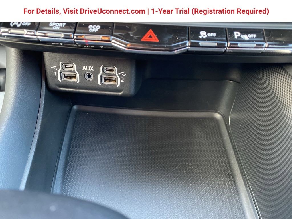 Used 2024 Dodge Durango GT image 34