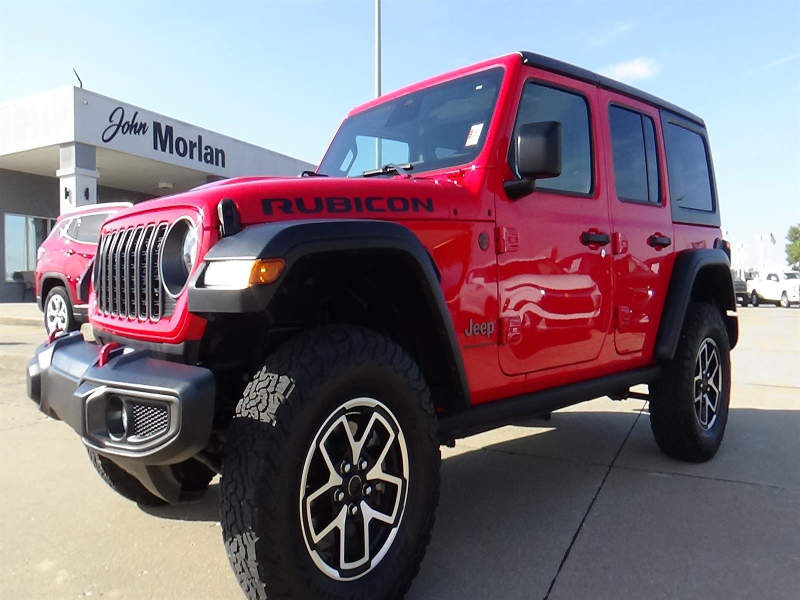Certified 2025 Jeep Wrangler Unlimited Rubicon w/ Convenience Group AWD/4WD image 3