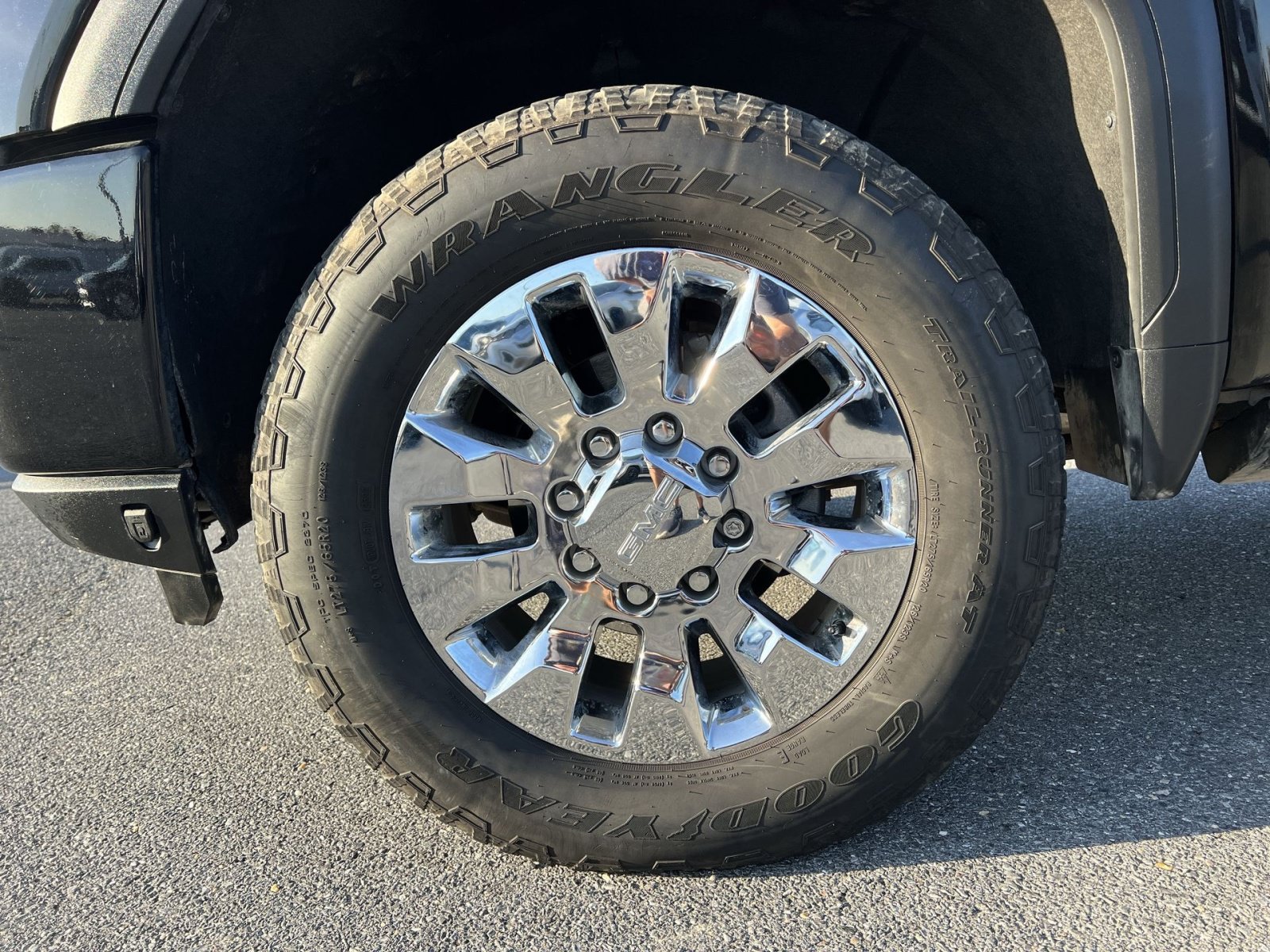 Used 2022 GMC Sierra 3500 Denali w/ Denali Ultimate Package AWD/4WD image 12