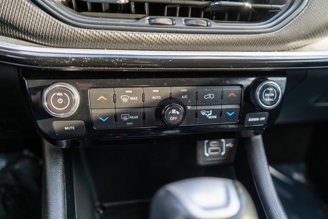 Used 2022 Jeep Compass Trailhawk image 27