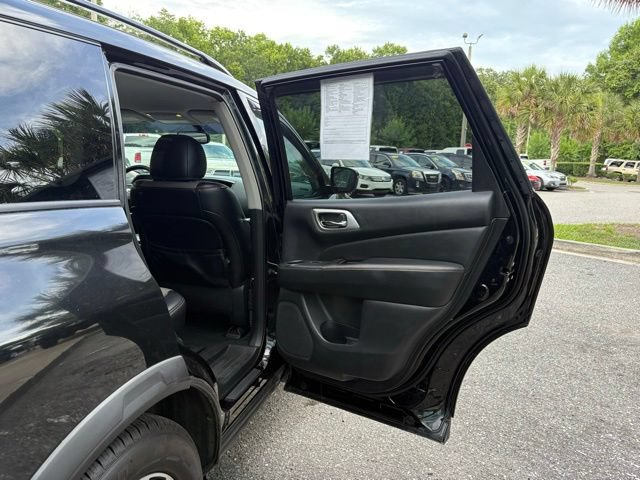 Used 2019 Nissan Pathfinder SV w/ Rock Creek Edition FWD image 26