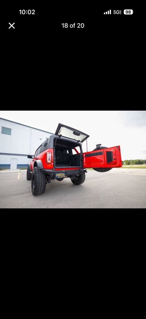 Used 2022 Ford Bronco Wildtrak image 18