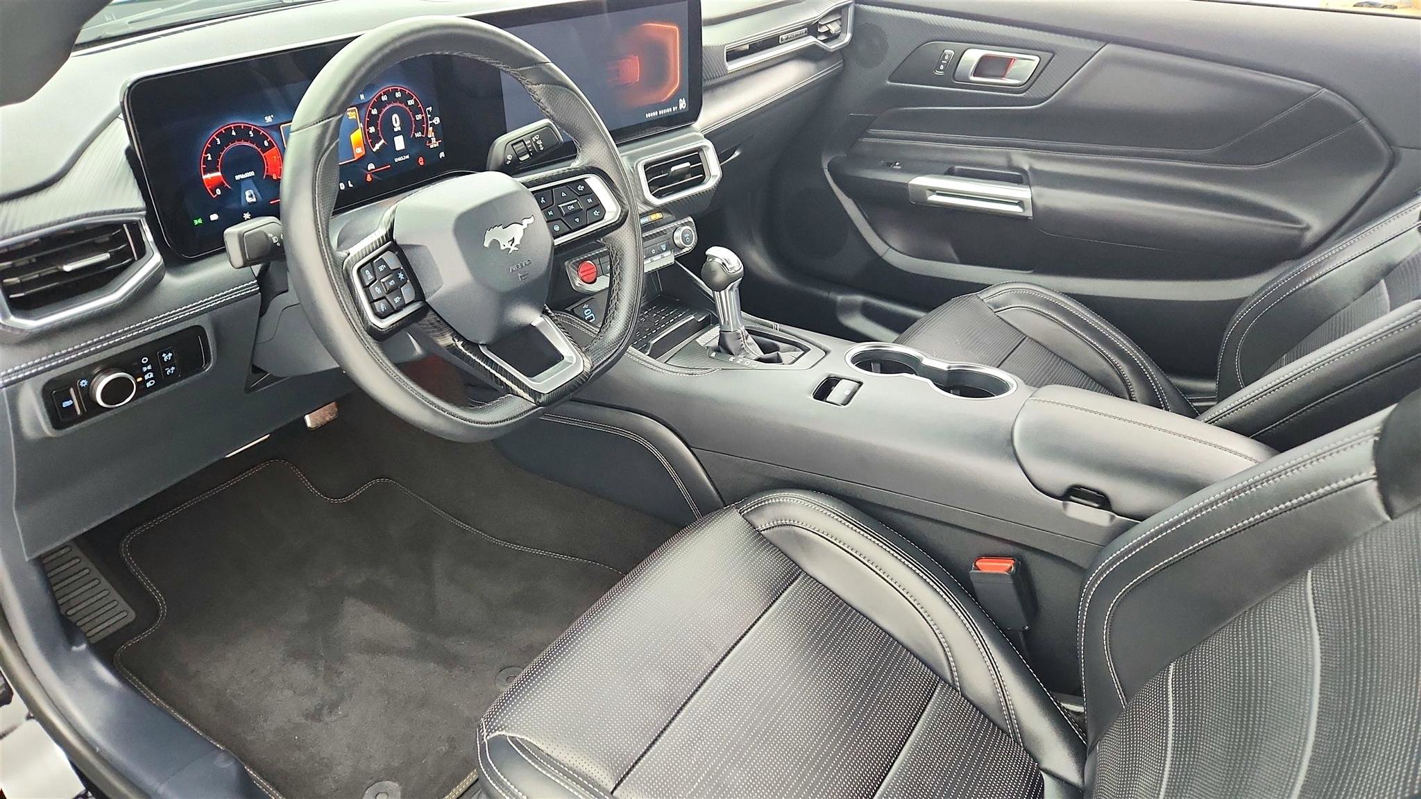 Used 2024 Ford Mustang Premium image 25