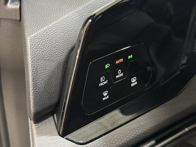Certified 2022 Volkswagen GTI Autobahn FWD image 35