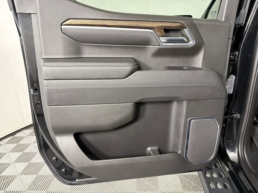 Used 2023 GMC Sierra 1500 Elevation image 19