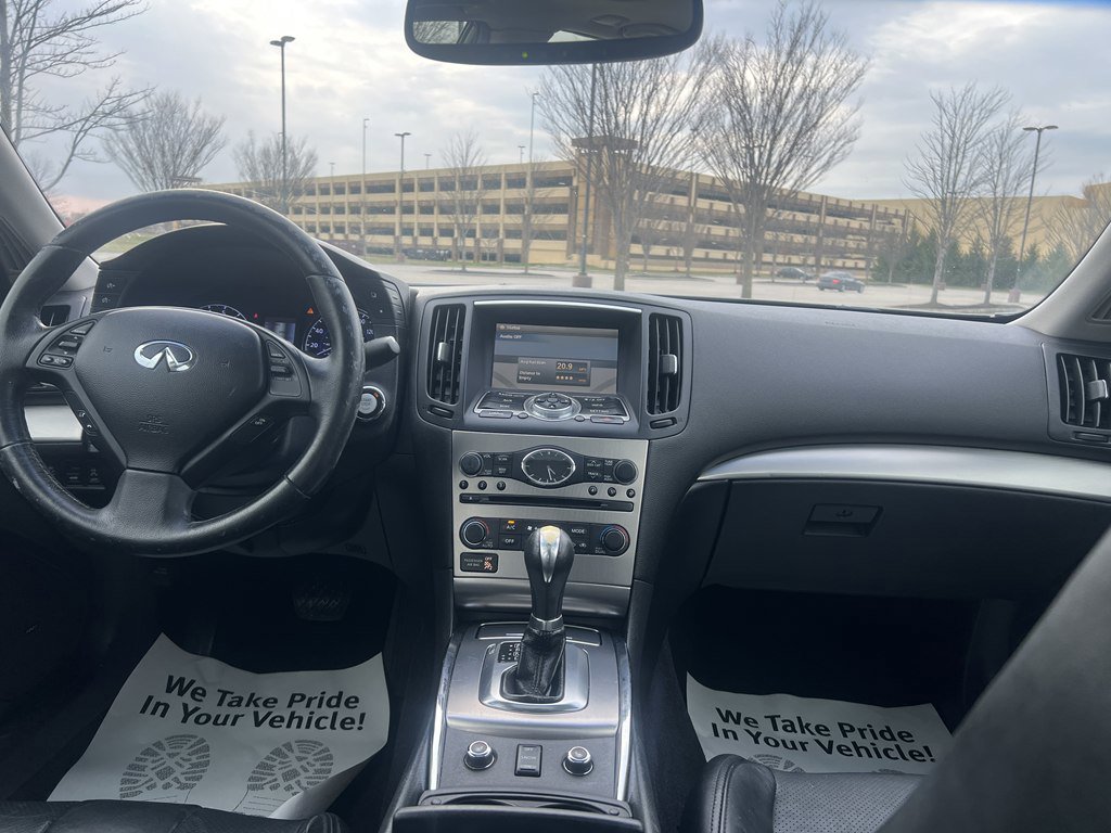 Used 2012 INFINITI G37 w/ Premium Pkg image 18