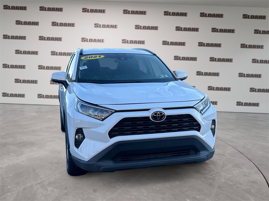 Used 2021 Toyota RAV4 XLE image 8