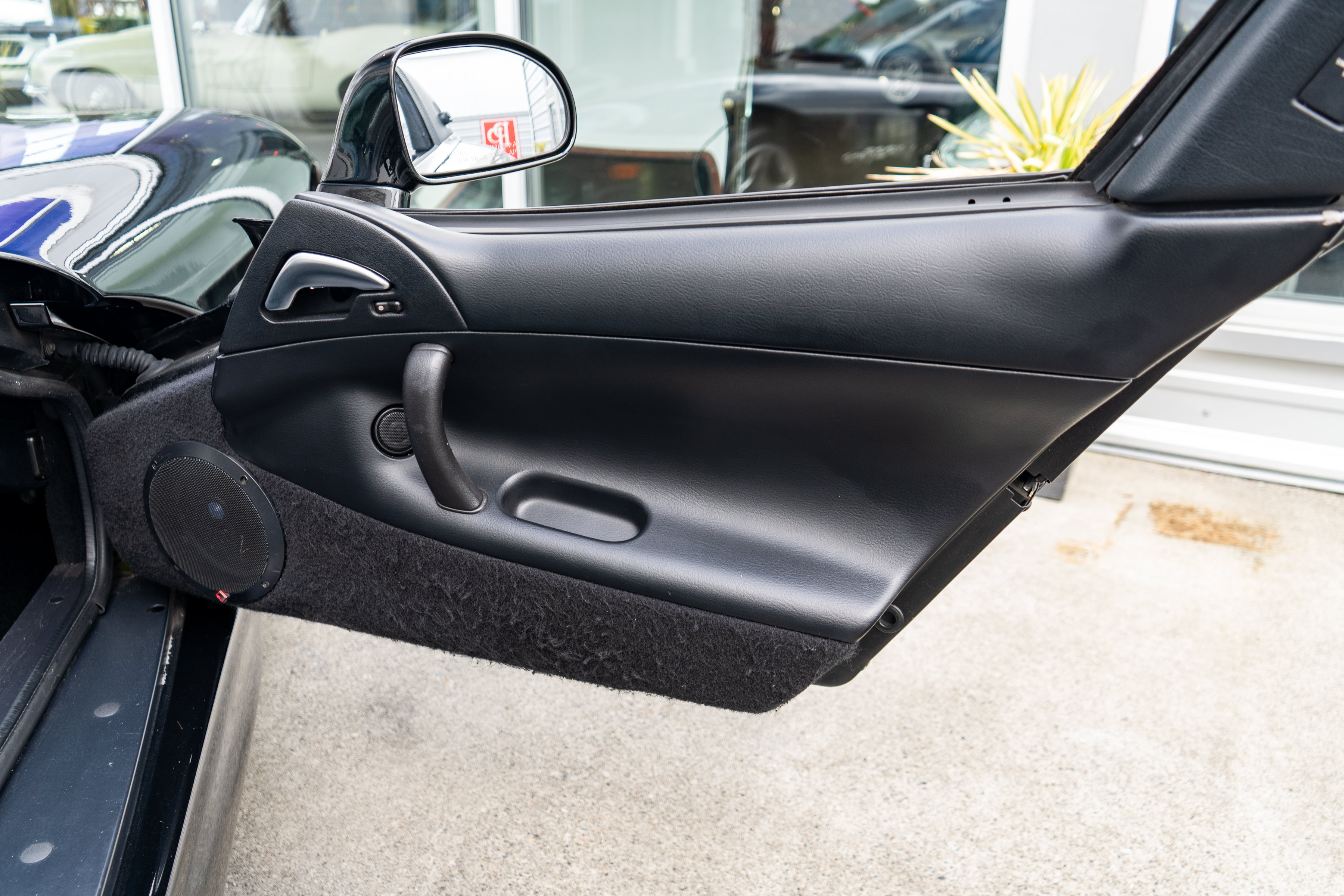 Used 2000 Dodge Viper RT/10 RWD image 27