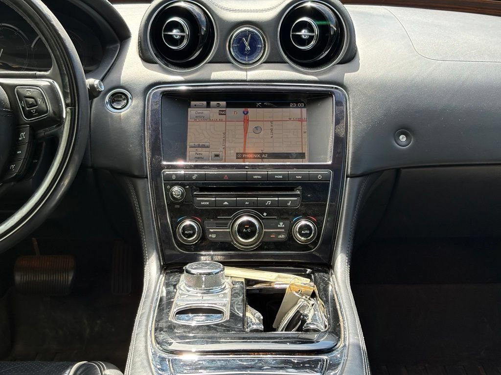 Used 2012 Jaguar XJ L RWD image 12