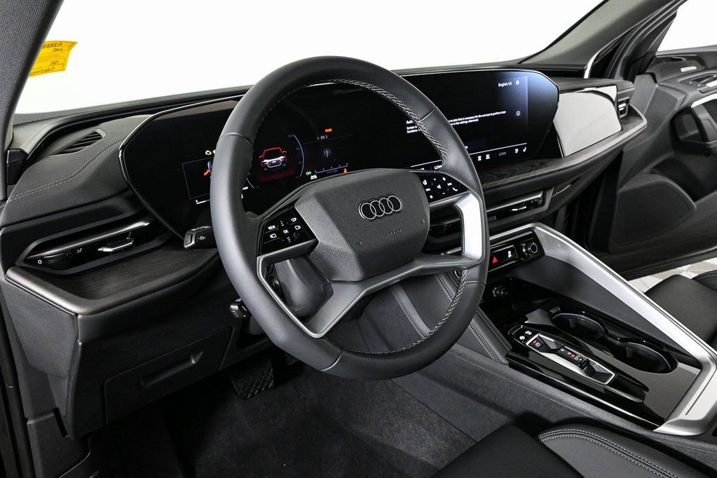 New 2025 Audi Q5 Premium Plus AWD/4WD image 4