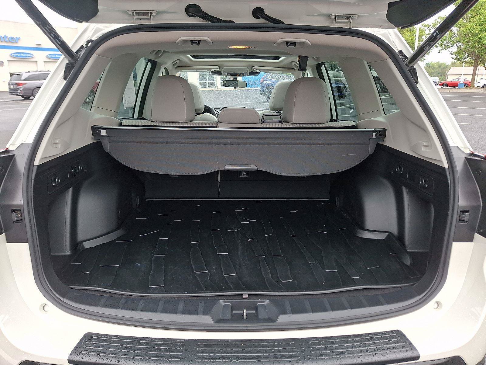 Used 2023 Subaru Forester Premium AWD/4WD image 30
