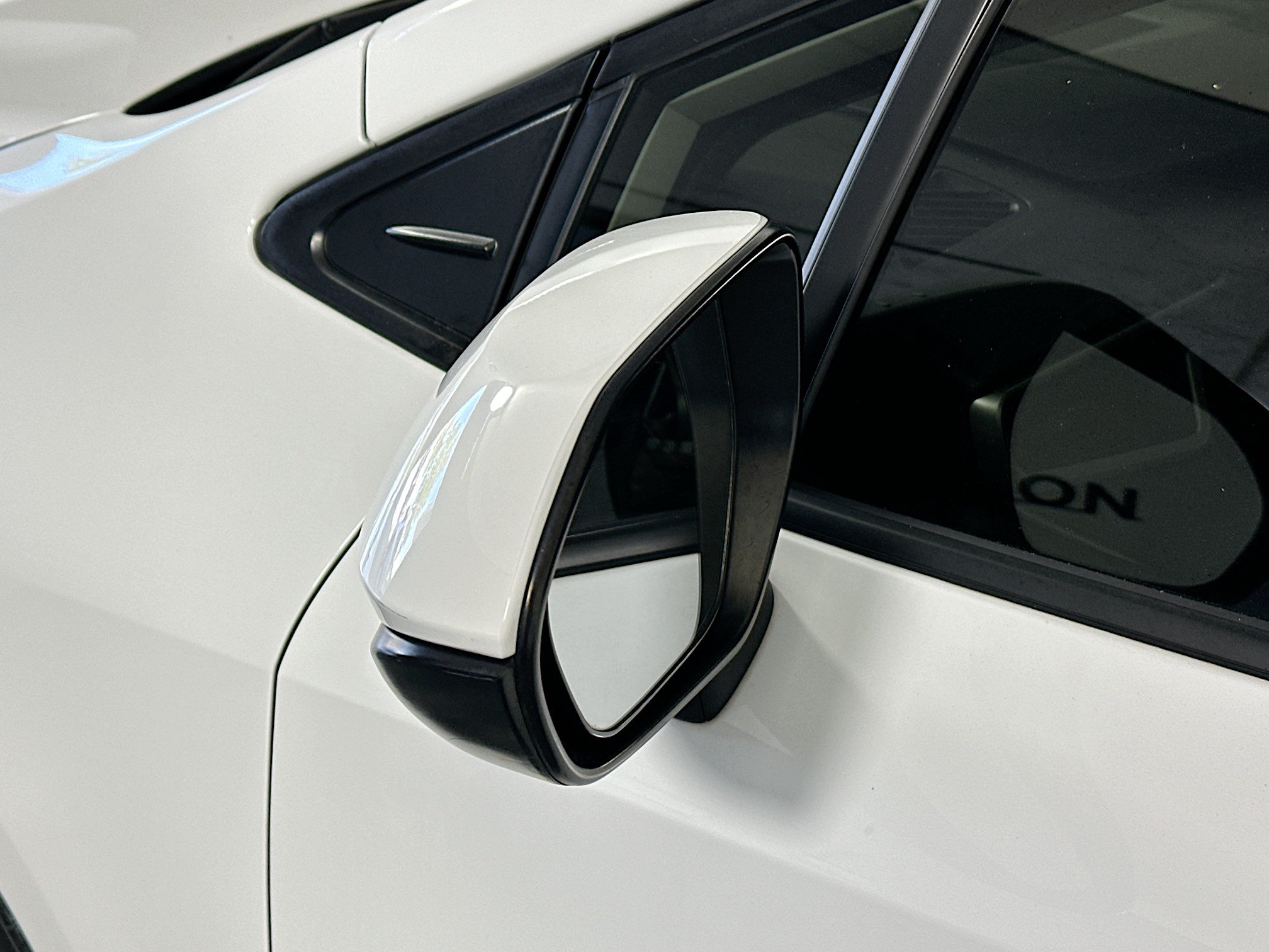 Used 2022 Toyota Corolla LE FWD image 10