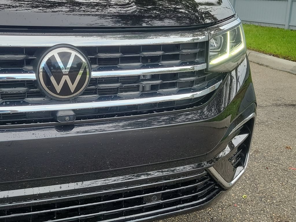 Certified 2023 Volkswagen Atlas Cross Sport SEL Premium R-Line AWD/4WD image 10