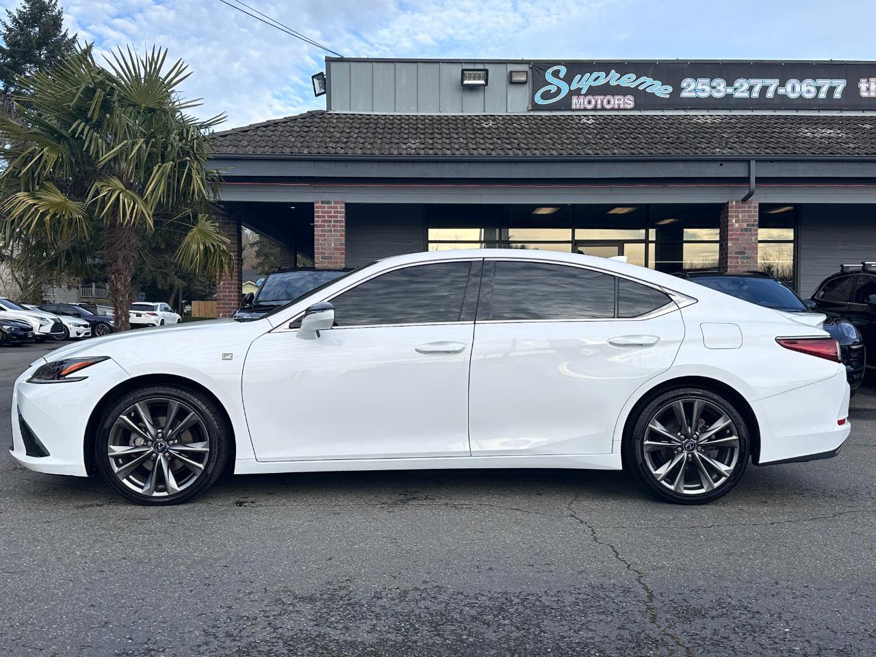Used 2019 Lexus ES 350 F Sport w/ Accessory Package 2 image 3