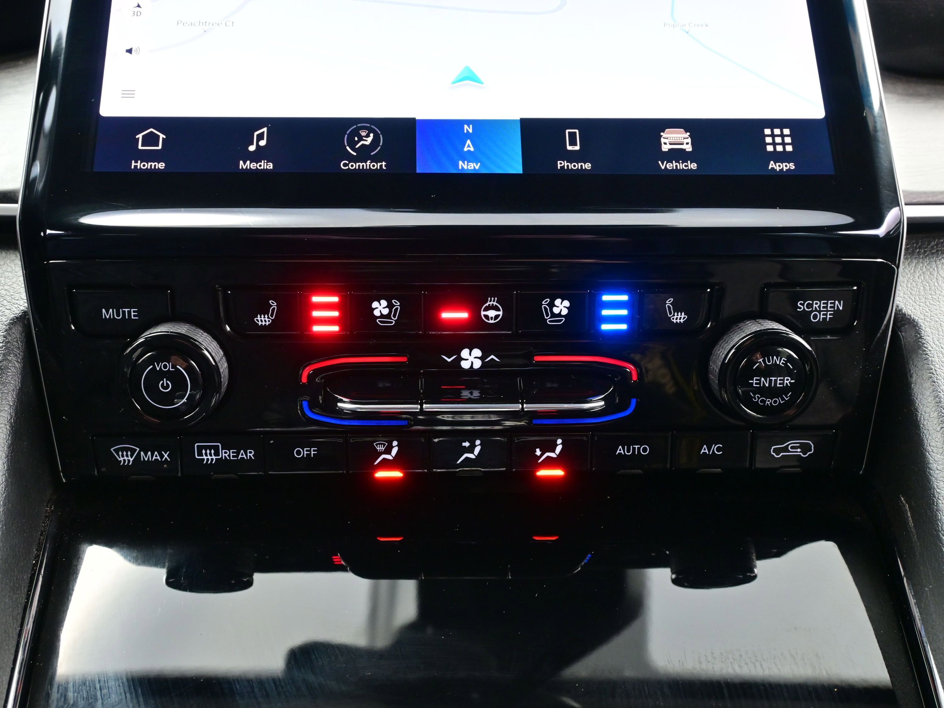 Used 2022 Jeep Grand Cherokee L Limited w/ Luxury Tech Group II image 20