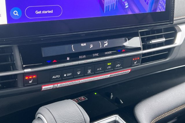 New 2026 Toyota Sienna XLE Woodland Edition AWD/4WD image 21