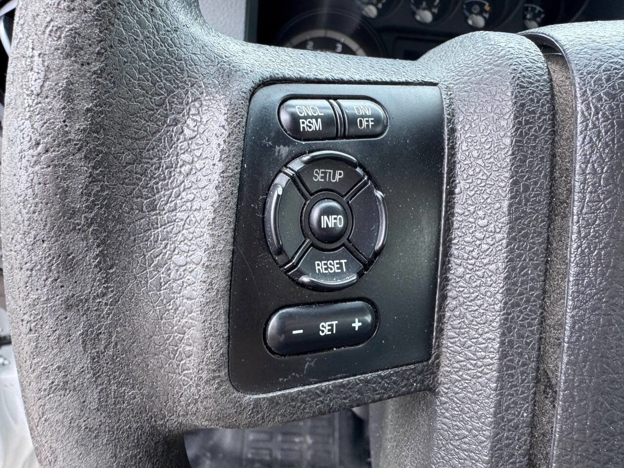 Used 2015 Ford F550 4x4 Regular Cab Super Duty image 15