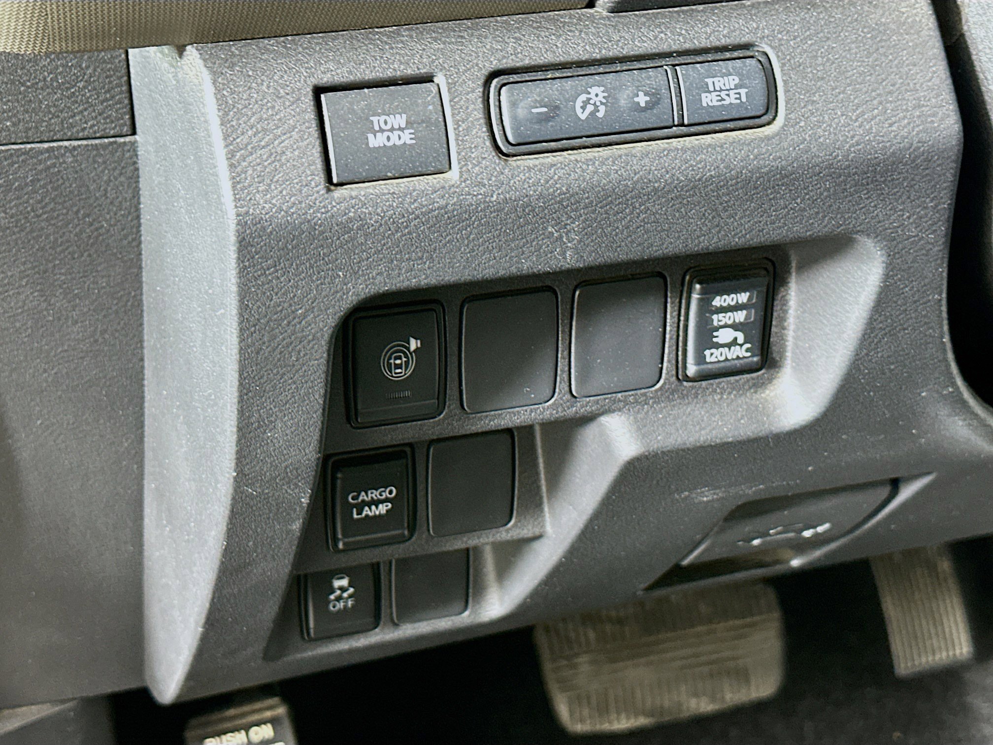 Used 2022 Nissan Frontier SV image 17