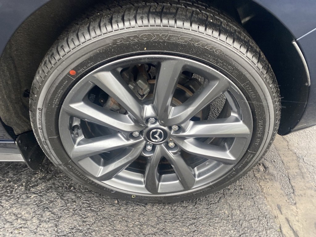 Used 2019 MAZDA MAZDA3 Hatchback image 22