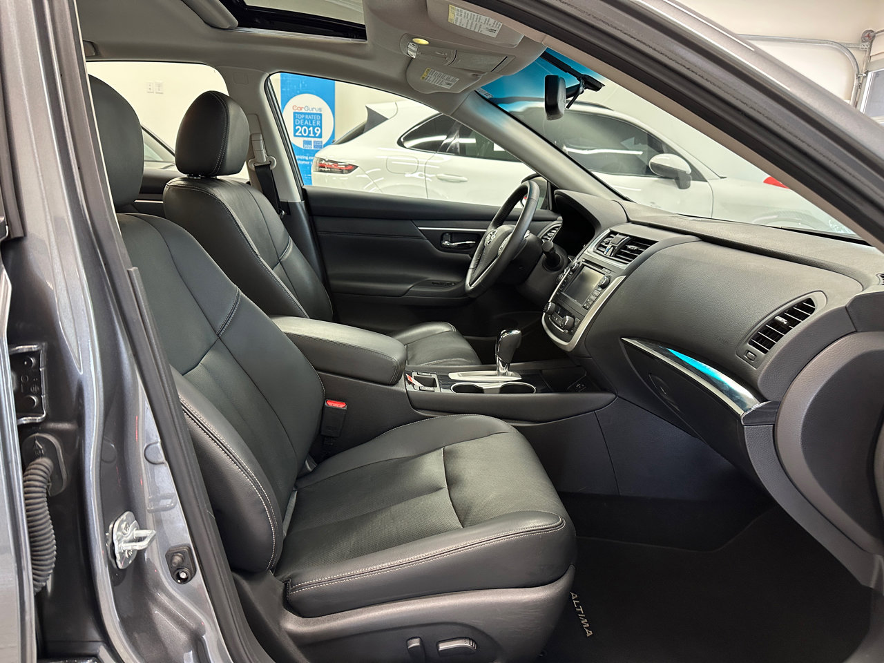 Used 2016 Nissan Altima 2.5 SL w/ 2.5 Technology Package image 25