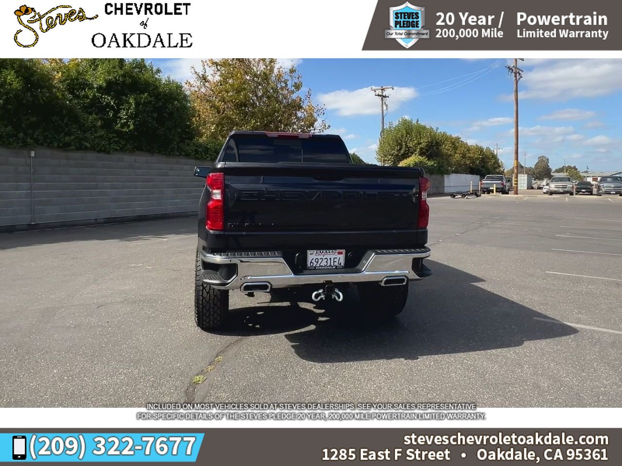 Used 2022 Chevrolet Silverado 1500 LT w/ Z71 Off-Road Package AWD/4WD image 10