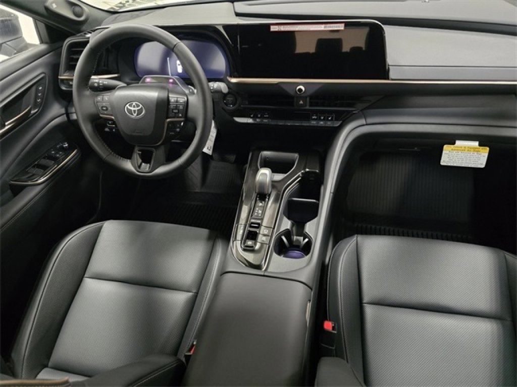 New 2025 Toyota Crown Signia image 20