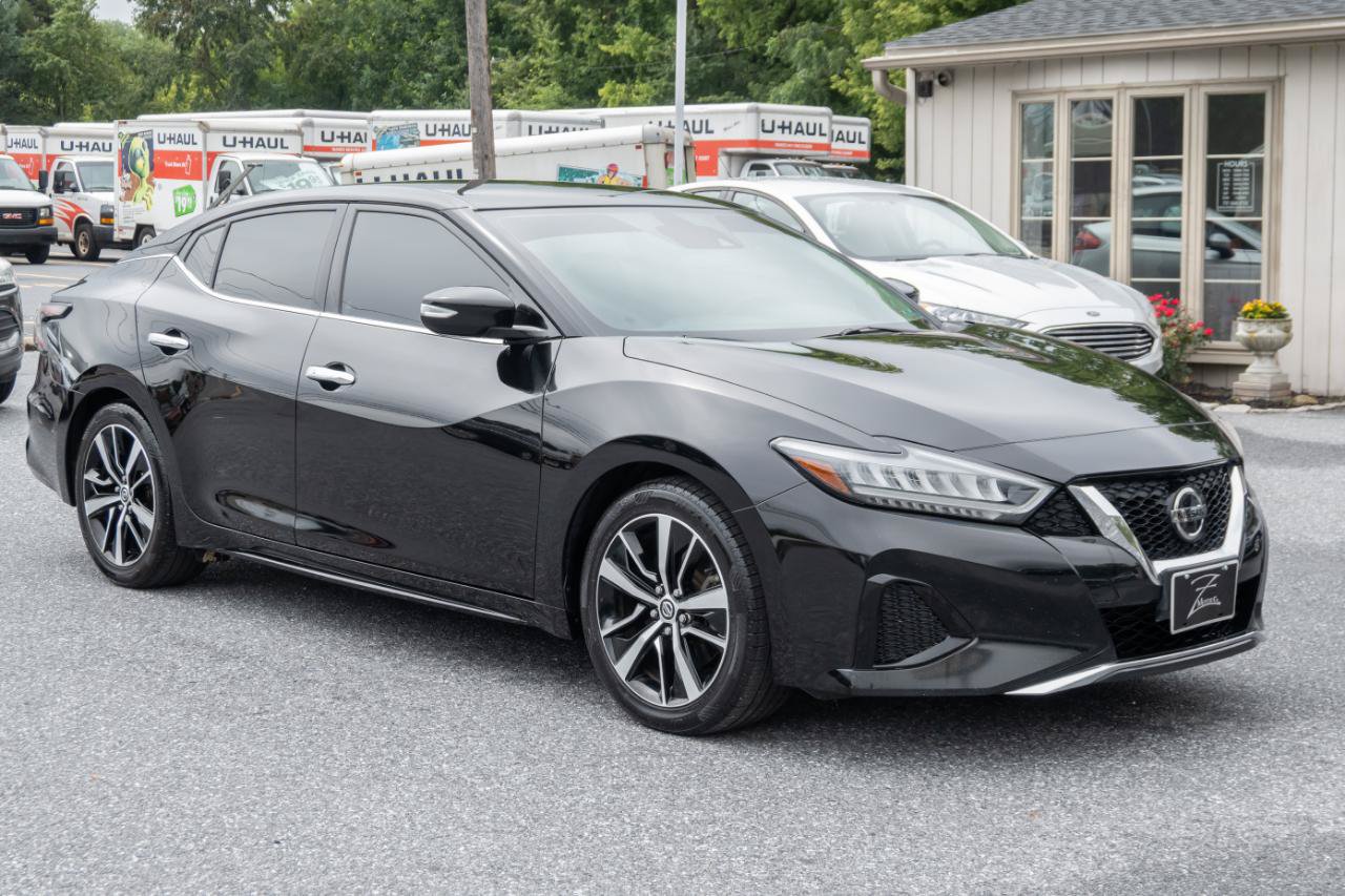 Used 2022 Nissan Maxima SV w/ Floor Mat Group FWD image 4