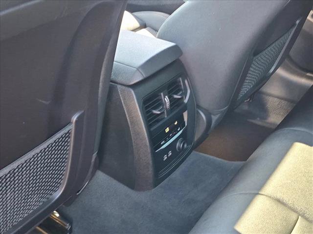 Used 2020 BMW 330i Sedan w/ Convenience Package RWD image 18