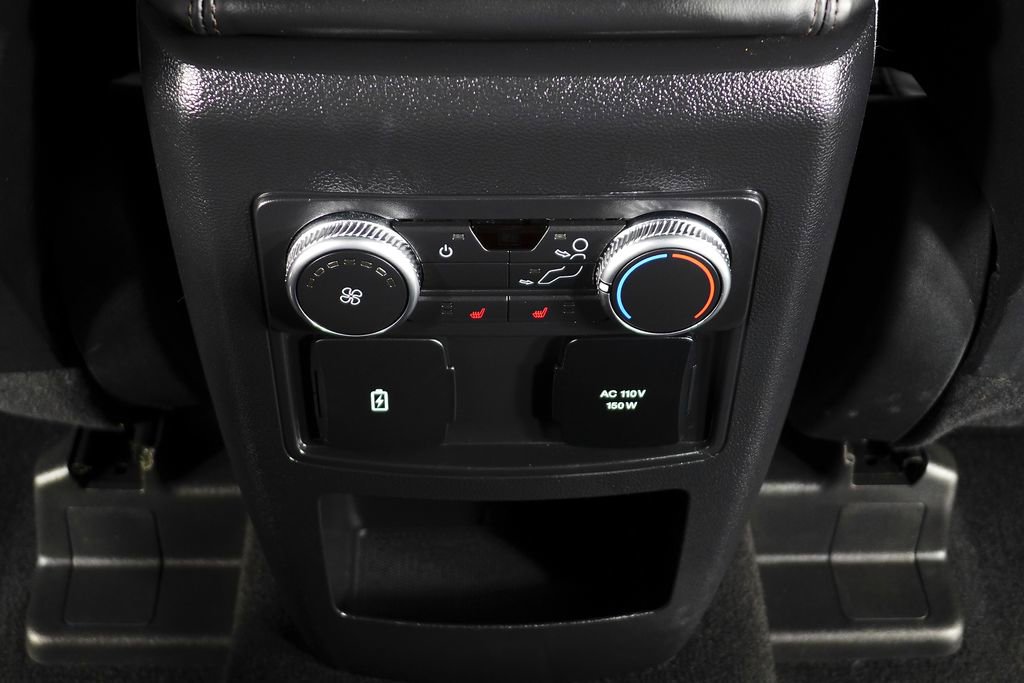 Used 2020 Ford Explorer Platinum w/ Premium Technology Package AWD/4WD image 25