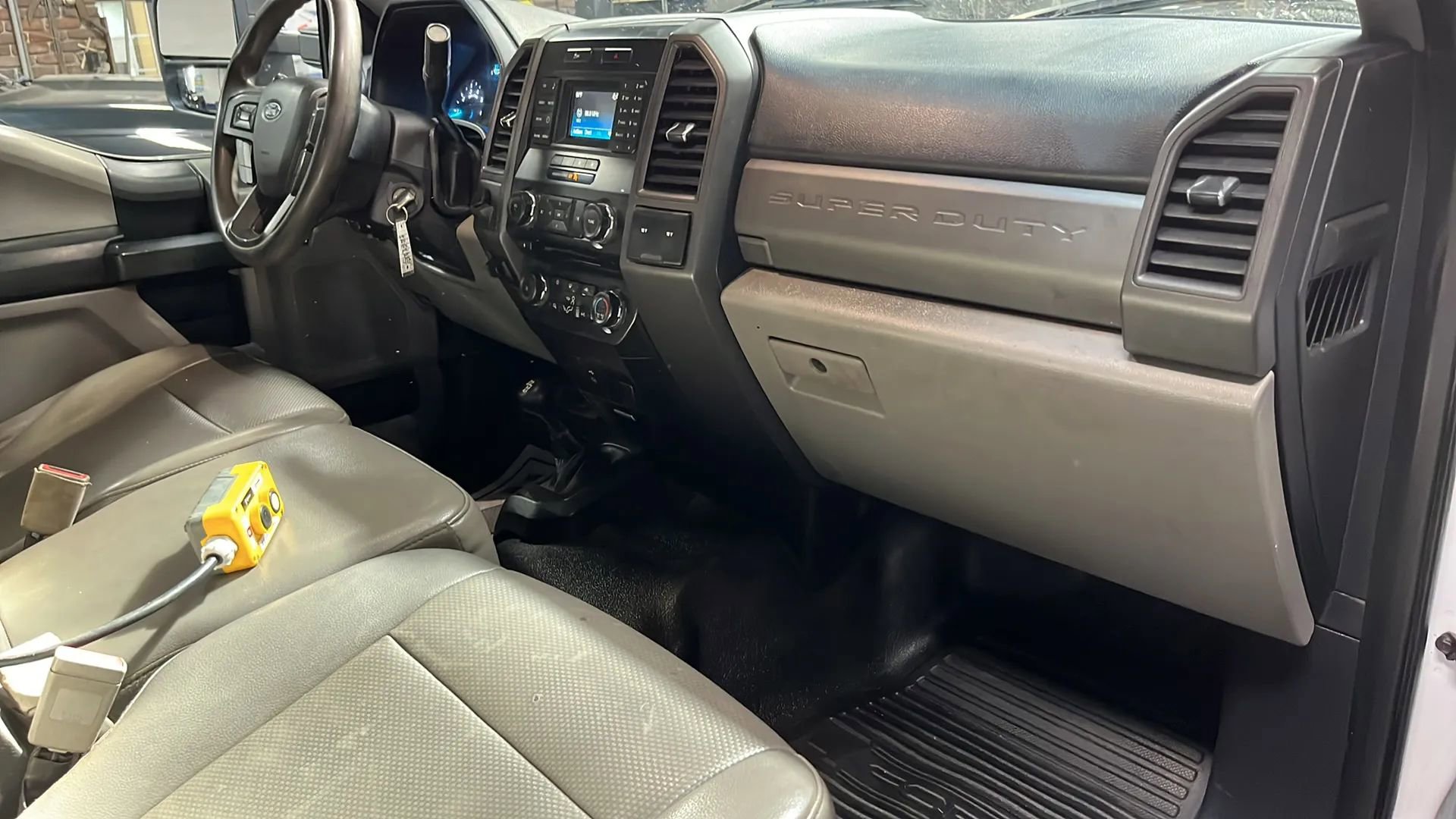 Used 2018 Ford F350 XL w/ Power Equipment Group AWD/4WD image 18