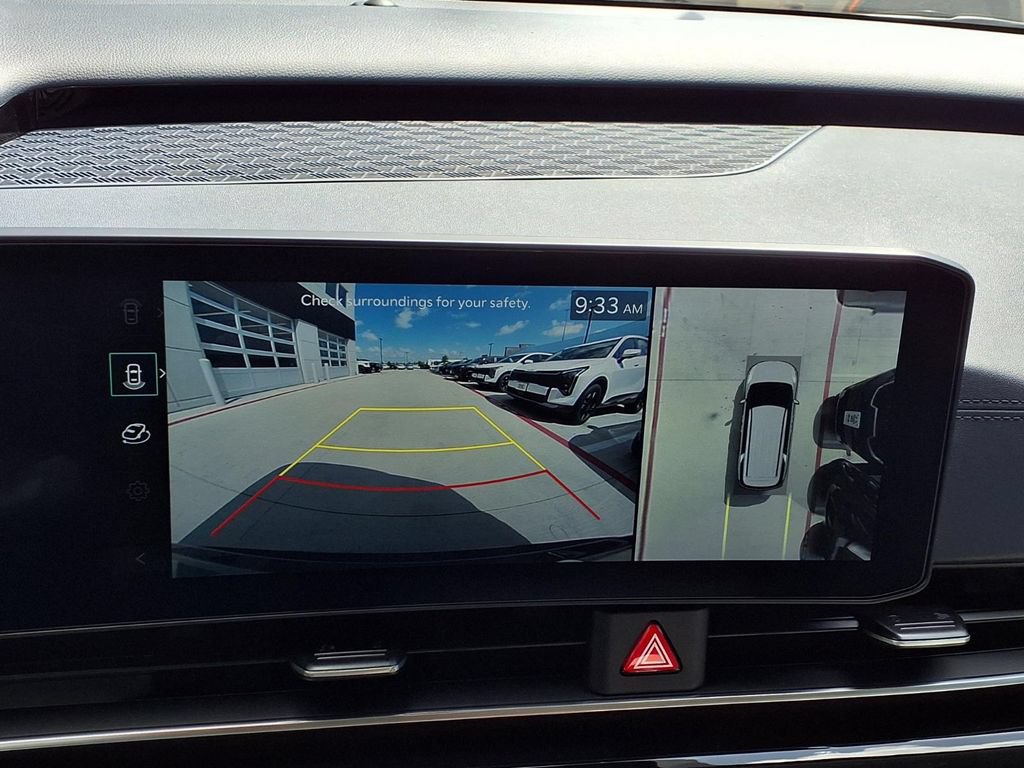 New 2026 Kia Carnival SX Prestige FWD image 4