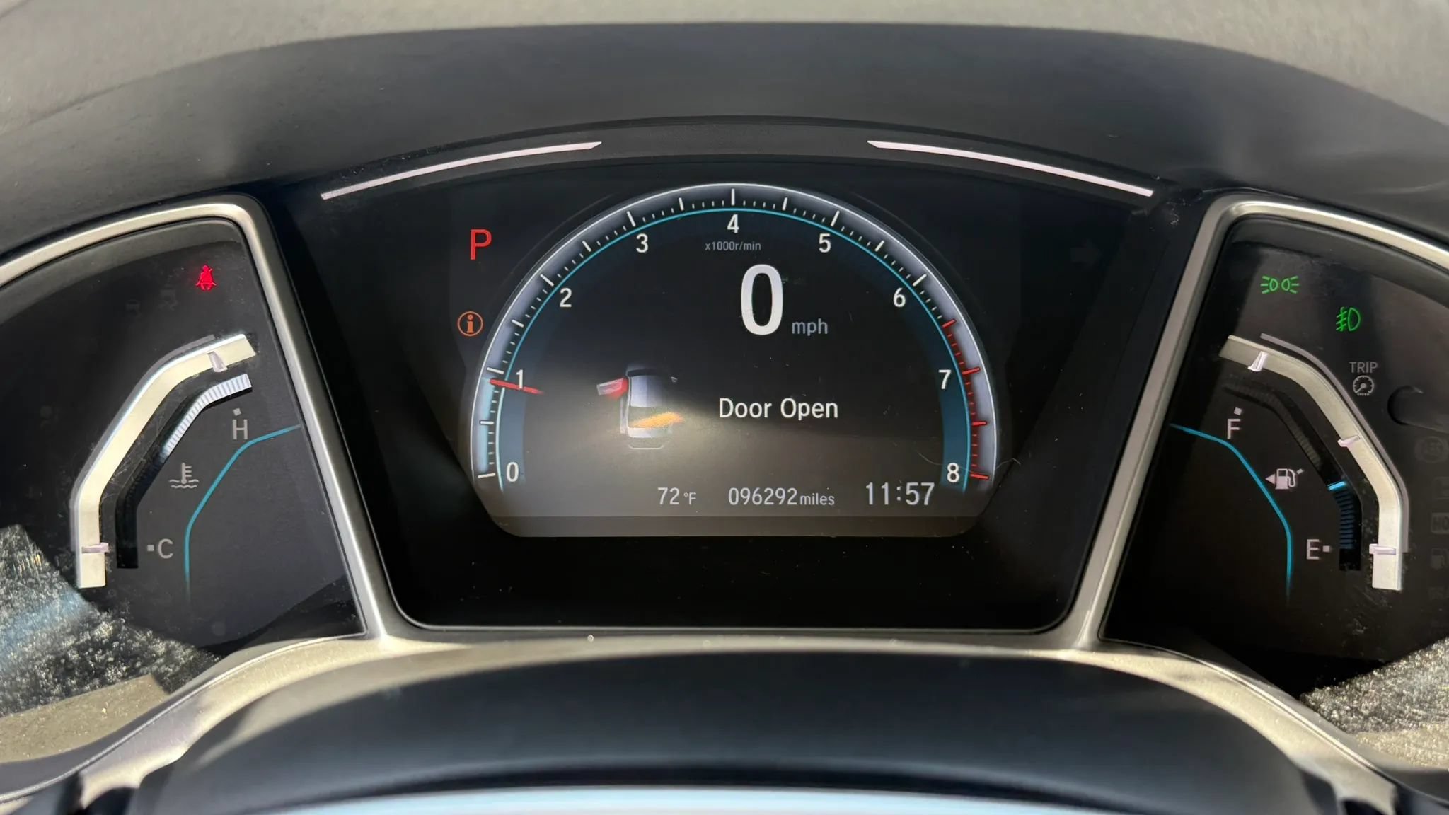 Used 2018 Honda Civic EX-L image 15