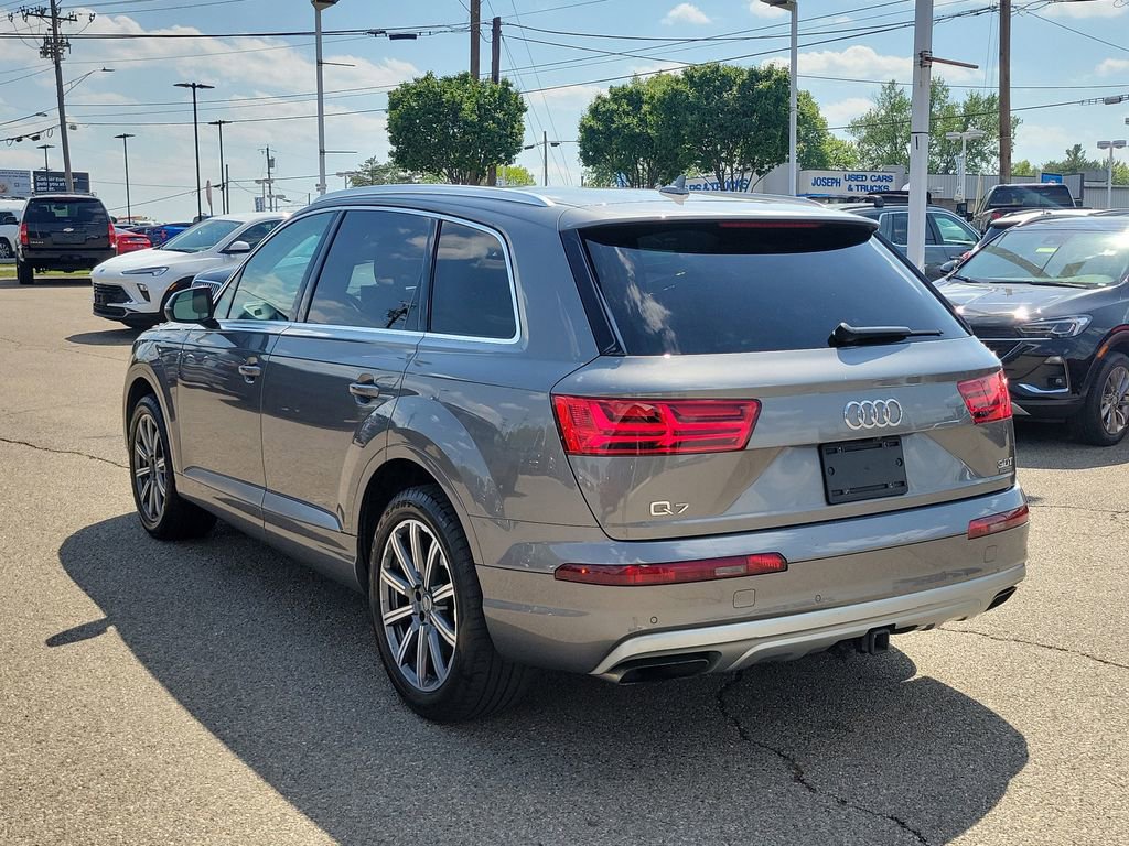 Used 2017 Audi Q7 3.0T Premium Plus AWD/4WD image 3