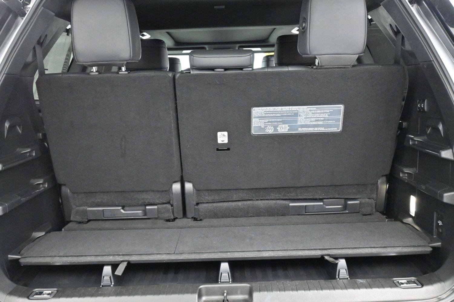 Used 2023 Toyota Sequoia Platinum AWD/4WD image 10