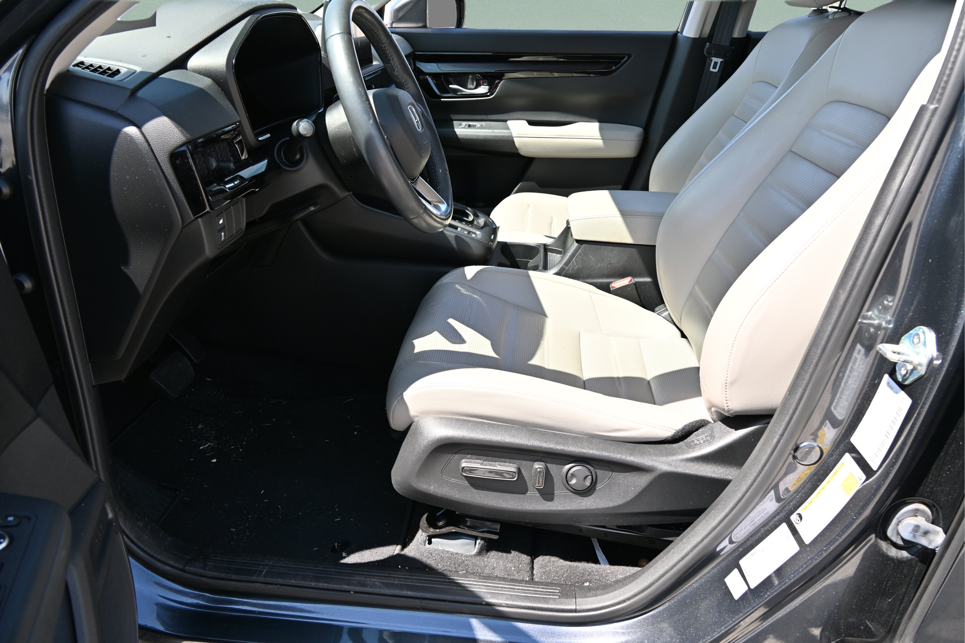 Used 2024 Honda CR-V EX-L image 17